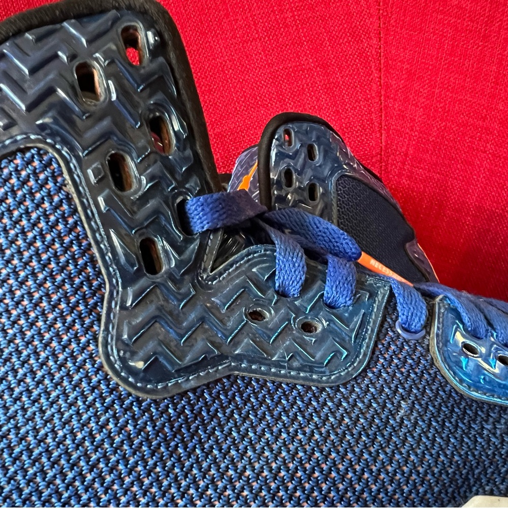 Nike Shoes - Picture 10 of 12